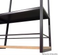 reling przy półce półka nad wyspe lofterno industrialna metalowa kuchnia salon nongmai poznan producent 04.jpg